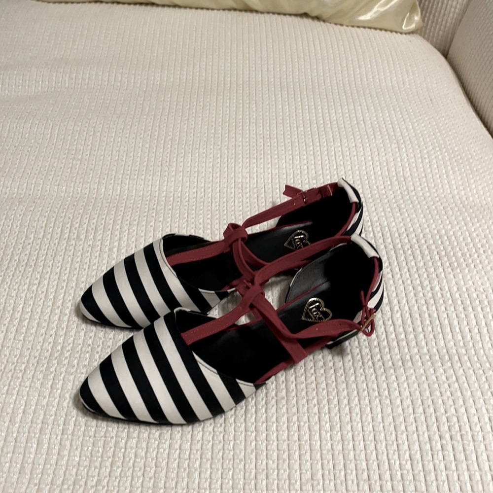 Hello everyone. I got wrong size in this pair of shoes .